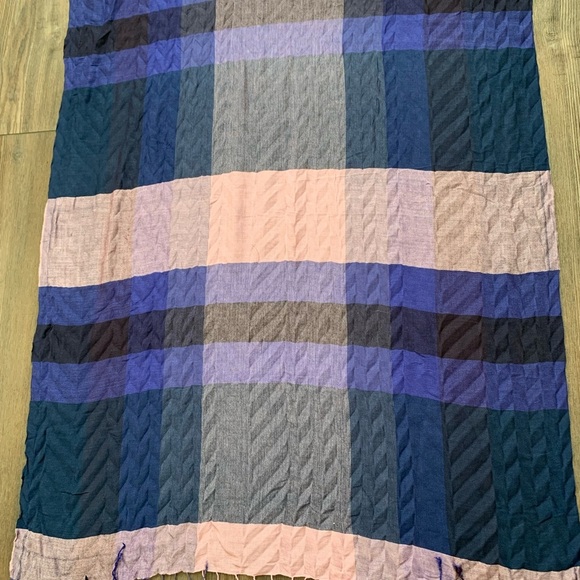 Colorful Checkered Scarf - Picture 5 of 6